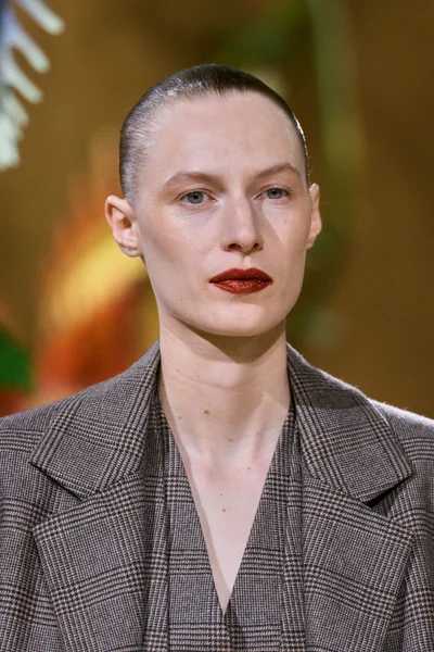 Look 89